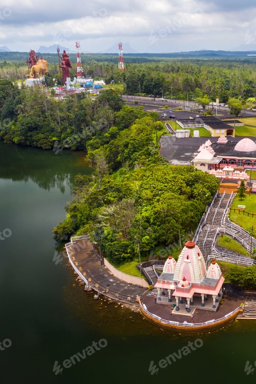 Preview: The Ganga Talao Temple in Grand bassin, Savanne, Mauritius