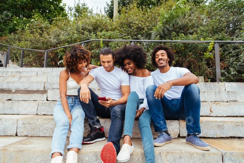 Preview: Group of afroamerican friends meeting in New York