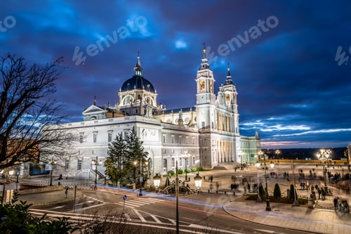 Preview: Scenic view of cathedral of Madrid at dusk