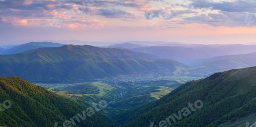 Preview: View of the mountain village