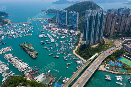 Preview: Aberdeen, Hong Kong 12 May 2019: Top view of Hong Kong typhoon shelter in Aberdeen