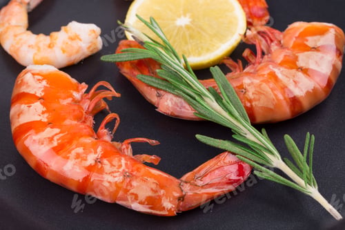 Preview: Cooked unshelled shrimps