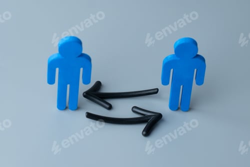 Preview: Two human-shaped figurines and arrows.
