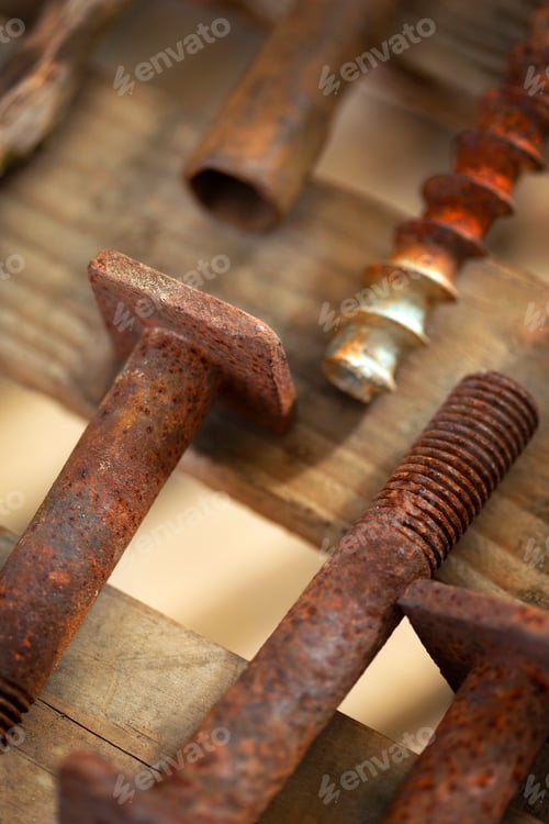Preview: Rusted screws