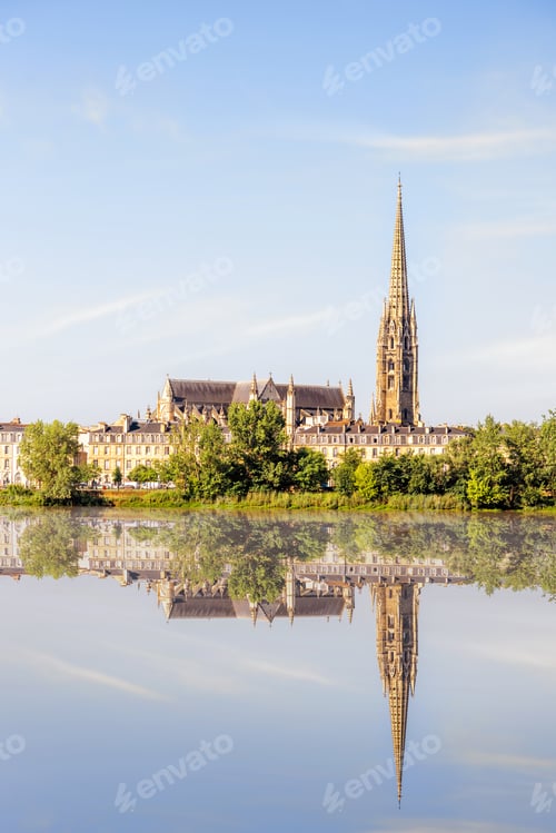 Preview: Bordeaux city in France