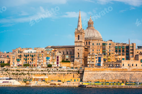 Preview: View on Valletta with the St. Pauls Cathedral