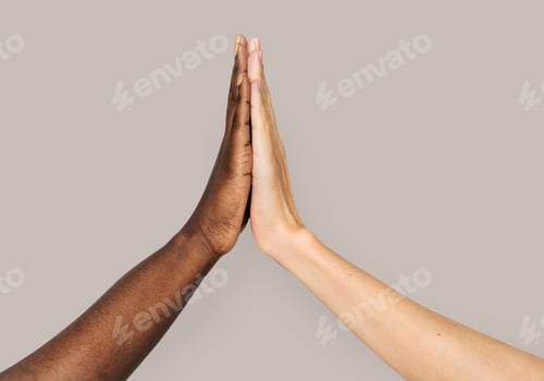 Preview: Hand holding variation of object