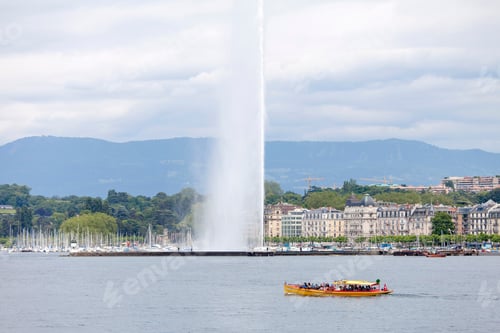 Preview: Tourist boat in Geneva at the lake. European travel destination.