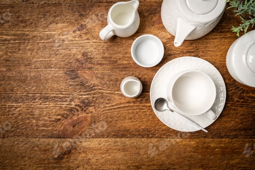 Preview: Set of white empty dishes