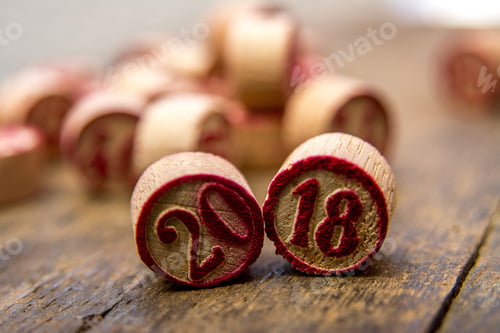 Preview: Bingo numbers on a brown background