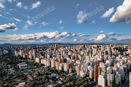 Visualização: Cidade grande e setor privado. São Paulo
