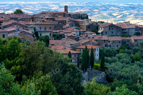 Preview: Rural landscape near Montalcino,Siena, Tuscany