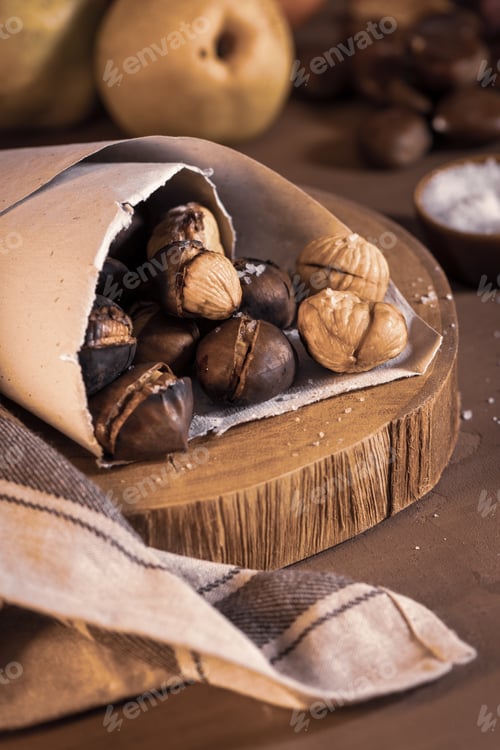 Preview: Roasted chestnuts in a paper cone