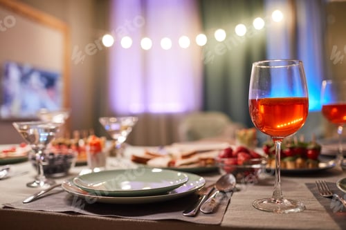 Preview: Dinner Table at Home