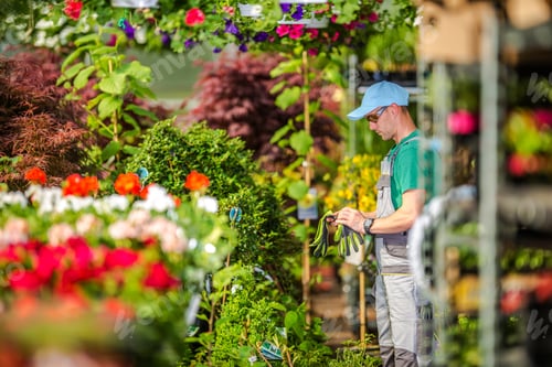 Preview: Garden Department Worker