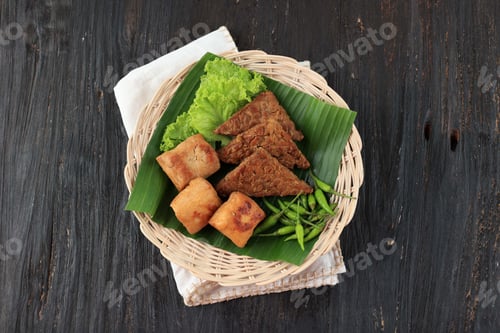 Preview: Tahu Tempe Bacem