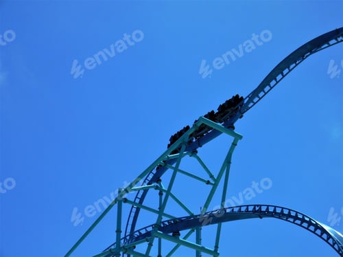 Preview: Roller Coaster! Amusement Park Ride!