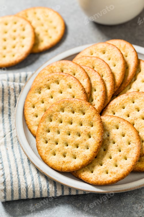 Preview: Organic Whole Wheat Round Crackers