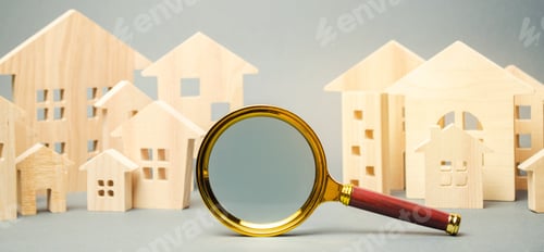 Preview: Real Estate Search: Magnifying Glass on Houses