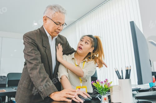 Preview: Boss or supervisor touching female employee's shoulder Causing young employees to resist