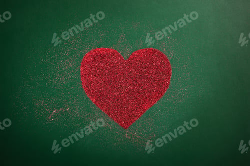 Preview: Red sparkle heart on green background