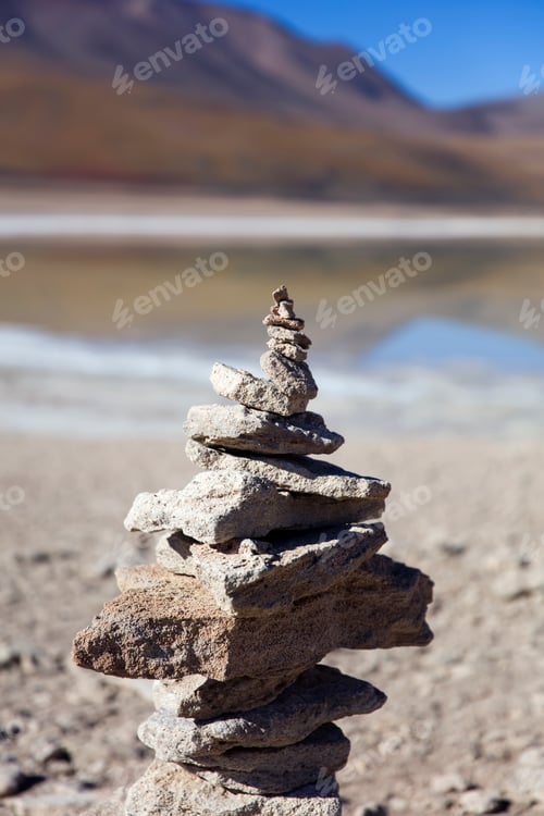 Preview: Laguna Verde lake and Licancabur volcano in Bolivia