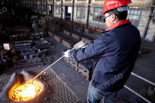 Preview: Working in cast iron foundry