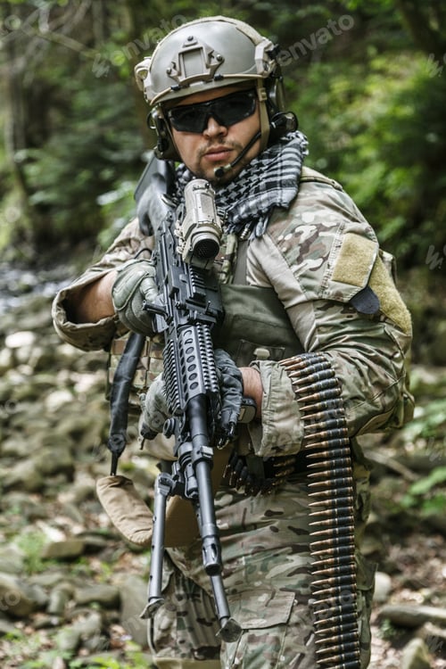 Preview: army ranger machine gunner