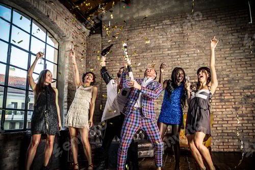 Preview: Friends having party