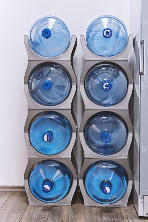 Preview: Drinking water bottle rack in room