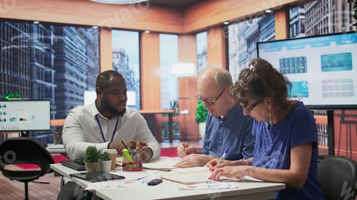 Preview: Senior people signing the new retirement plan contract with agency expert