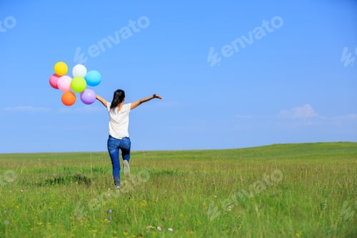 Preview: Run with balloons