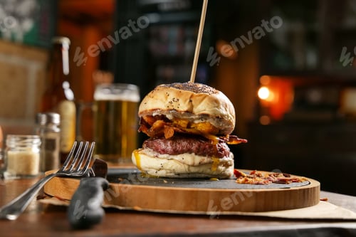 Preview: Burger in a pub