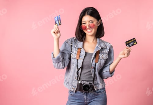 Preview: WOMAN TRAVEL SHOPPING ISOLATED