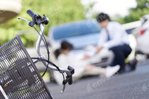 Preview: Bicycle and car traffic accident
