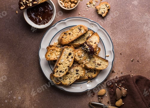 Preview: Traditional italian Cantuccini cookies
