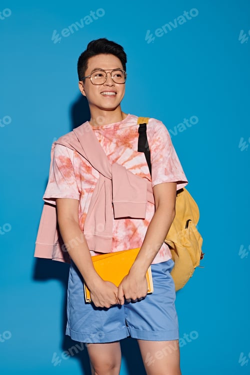 Preview: Vibrant Man: Pink Shirt, Blue Shorts