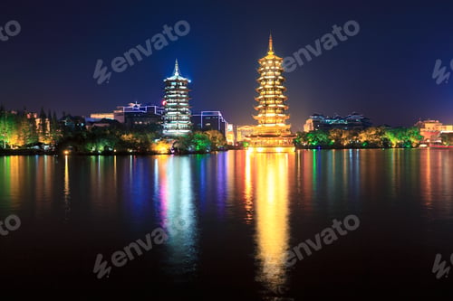 Preview: banyan lake pagodas at night