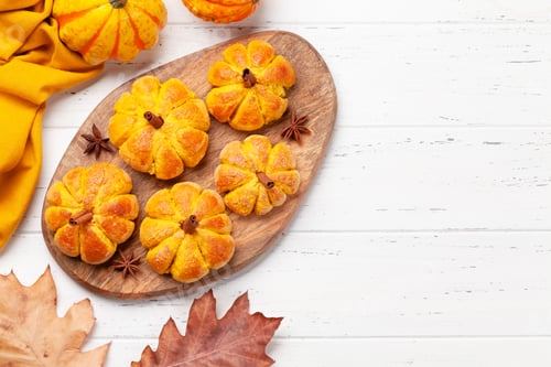 Preview: Pumpkin muffins and various pumpkins