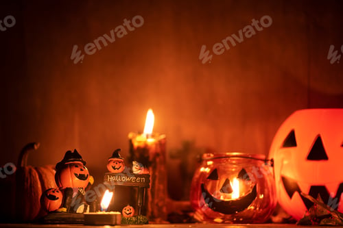 Preview: Halloween night background with candle light