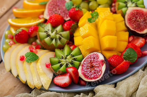 Preview: Platter fruits and berries.
