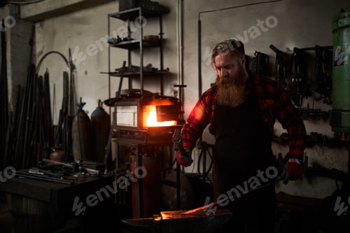 Preview: Forging iron