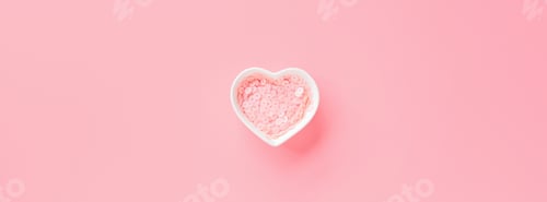 Preview: Horizontal long banner for web design with copy space of heart on pink background