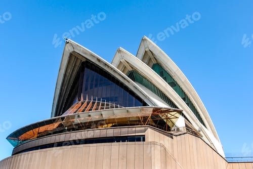 Preview: Close-up view of the distinctive sails of the Sydney Opera House