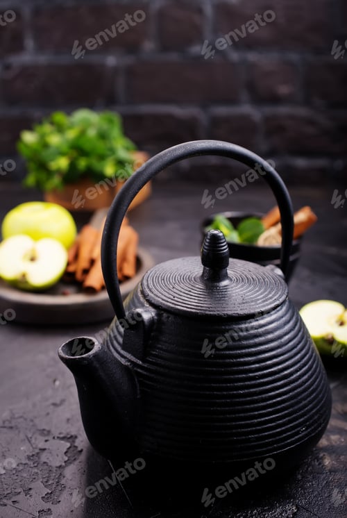 Preview: tea in teapot