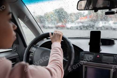 Preview: Modern gadgets for driving, working in city and traveling