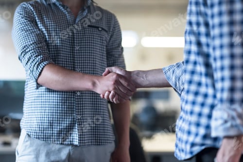 Preview: start up business people handshake