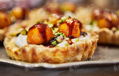Preview: Summer sweetness, melon and caramel dessert baskets with cream. Melon potpourri, dessert baskets