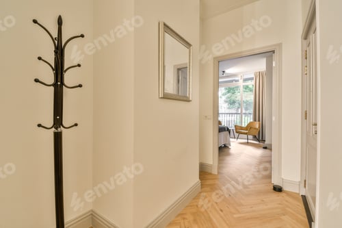 Preview: Cozy bedroom with balcony door