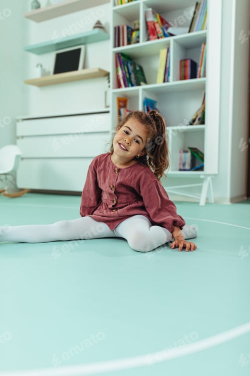 Preview: Adorable little one